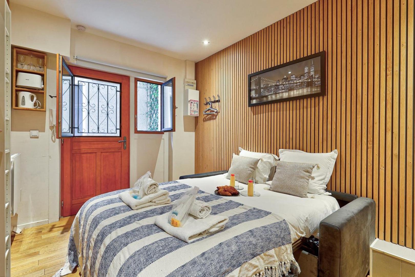 356 Poussin - Superbe A Appartement Parijs